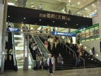 天神駅から徒歩1分