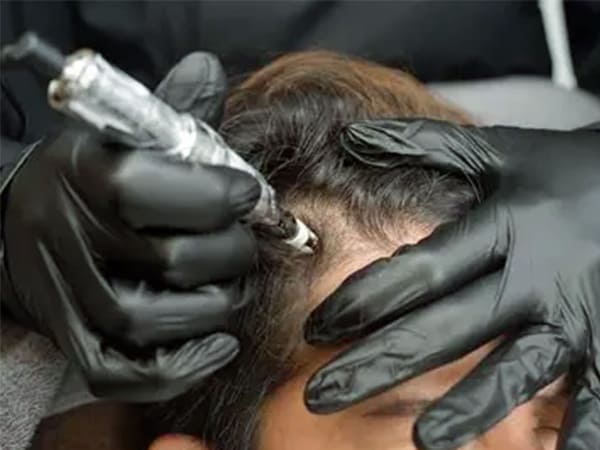 ヘアスカルプメイク施術